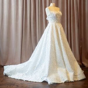 Wedding Dress Reem Acra Wonderland Size 6